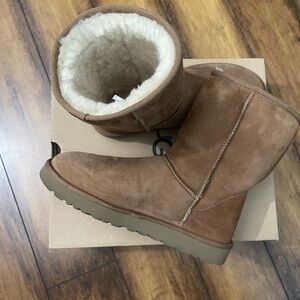 UGG Chestnut Sheepskin Winter Boots